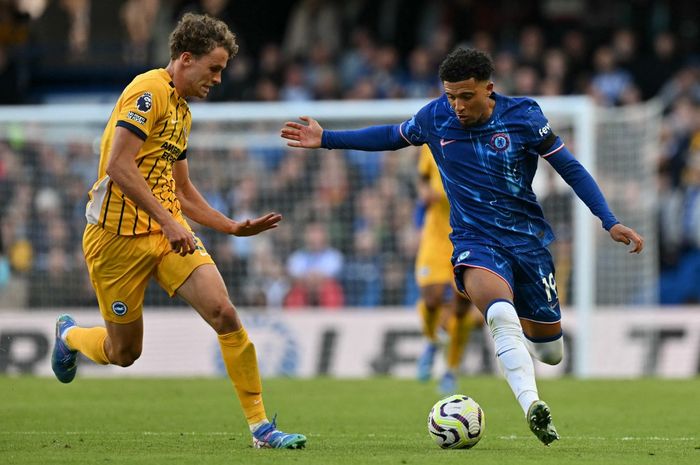 Hanya dalam 3 laga bersama Chelsea, Jadon Sancho sudah membukukan assist sebanyak Antony dalam 55 partai untuk Man United di Liga Inggris.