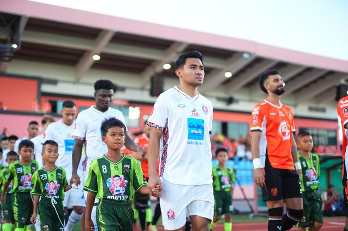 Asnawi Mangkualam kembali jadi starter saat Port FC menahan imbang Prachuap 0-0 pada pekan ke-8 Thai League, Sabtu (28/9/2024).