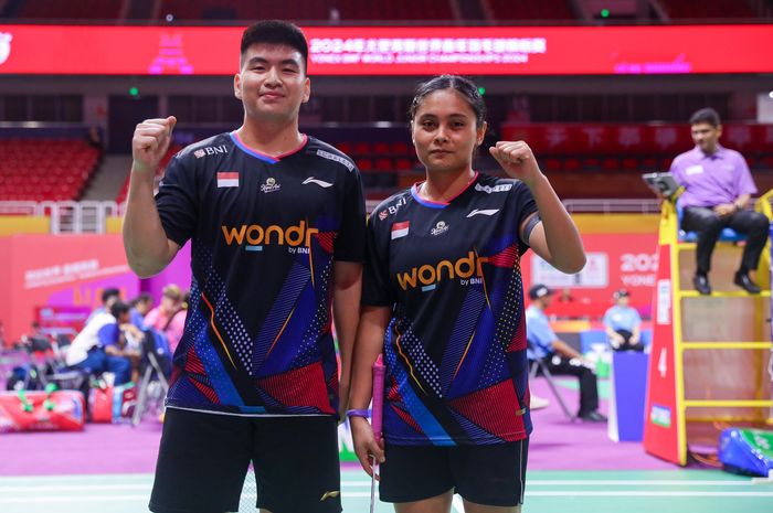 Pasangan ganda campuran, Darren Aurelius/Bernadine Anindya Wardana, saat menjadi penentu kemenangan pada laga perdana Suhandinata Cup 2024 di Nanchang International Sports Center, Nangchang, China, Senin (30/9/2024).