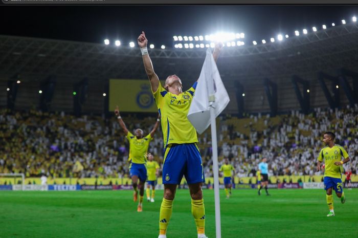 Cristiano Ronaldo mendedikasikan golnya untuk almarhum ayah dan berhasil membawa Al Nassr menang di Liga Champions Asia 2024-2025.