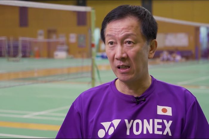 Kepala Pelatih pelatnas bulu tangkis Jepang, Park Joo-bong, melatih di Nippon Badminton Association sejak 2004.