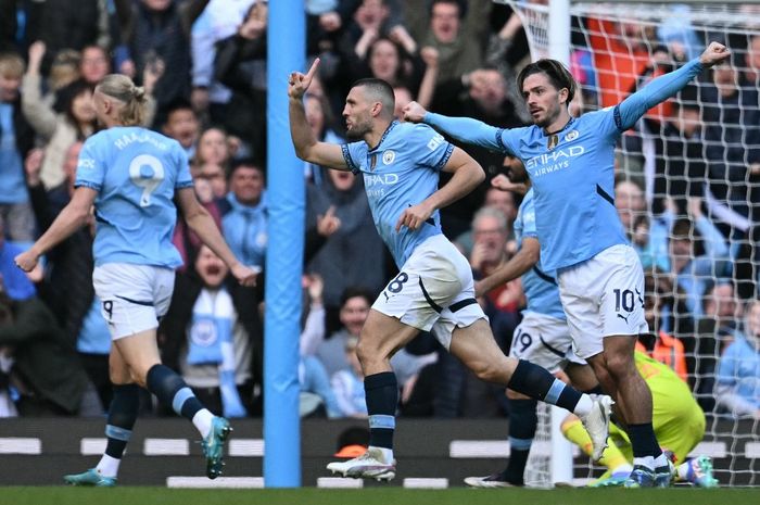 Mateo Kovacic merayakan golnya untuk Manchester City ke gawang Fulham pada matchweek 7 Liga Inggris 2024-2025 di Stadion Etihad, Sabtu (5/10/2024).