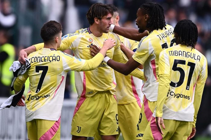 Dusan Vlahovic cetak gol penalti, Juventus gagal menang dan pertahankan rekor clean sheet ketika menjamu Cagliari pada lanjutan Liga Italia di Allianz Stadium Turin (6/10/2024).