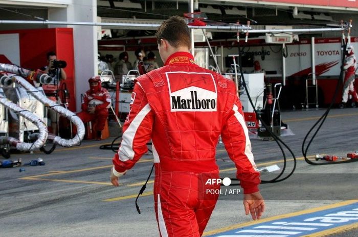 Michael Schumacher gagal menyelesaikan balapan GP Jepang 2006 gara-gara mobilnya mengalami masalah mesin pada 8 Oktober 2006 di Sirkuit Suzuka.