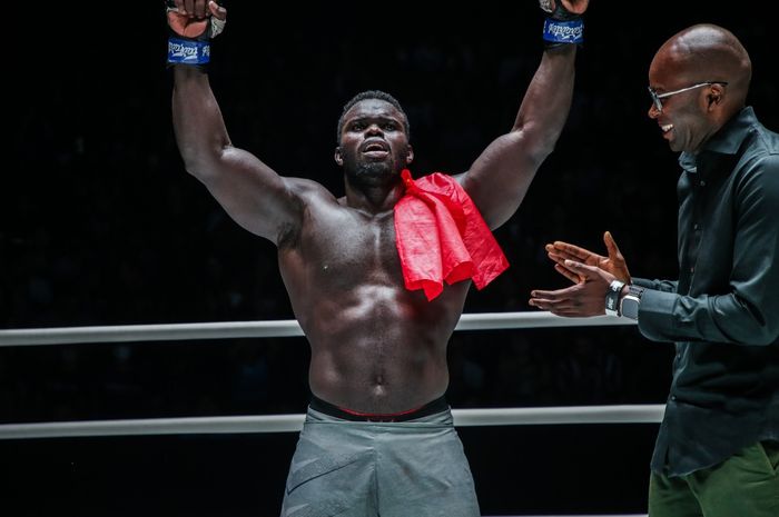 Oumar Kane alias Reug Reug, mengalami perjalanan yang berliku untuk menjadi penantang juara kelas berat MMA ONE Championship.