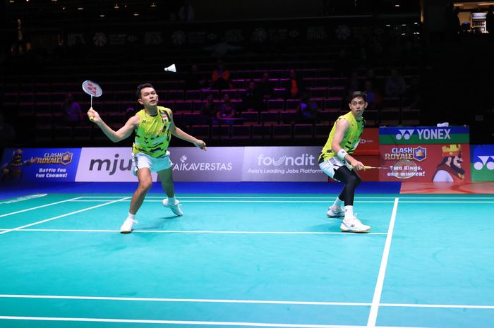 Pasangan ganda putra Indonesia, Fajar Alfian/Muhammad Rian Ardianto, pada babak perempat final Arctic Open 2024 di Vantaan Energia Areena, Vantaa, Finlandia, Jumat (11/10/2024).