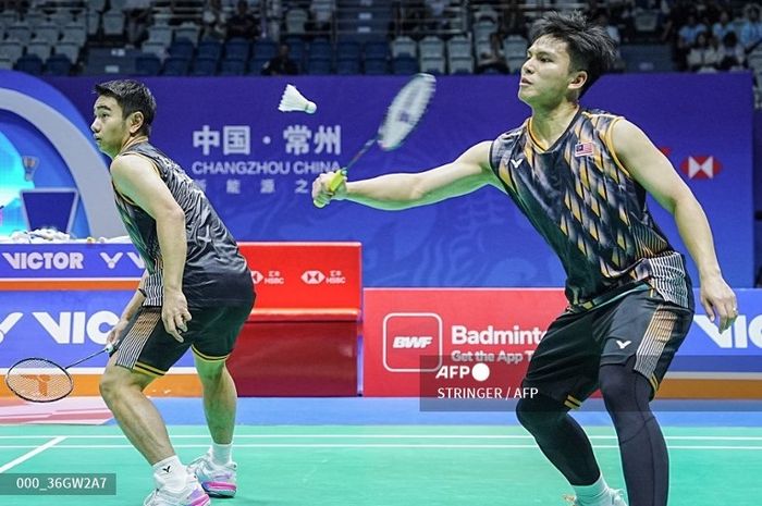 Ganda putra Malaysia, Goh Sze Fei/Nur Izzuddin Rumsani, saat tampil pada China Open 2024