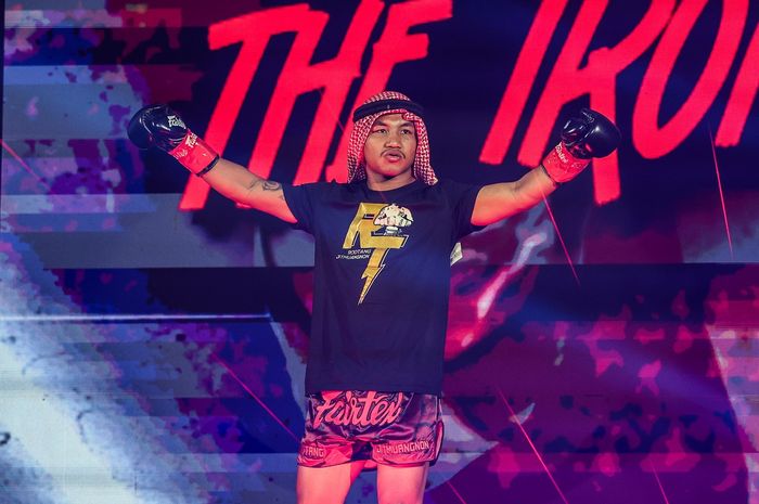 Juara kelas terbang Muay Thai ONE Championship, Rodtang Jitmuangnon.