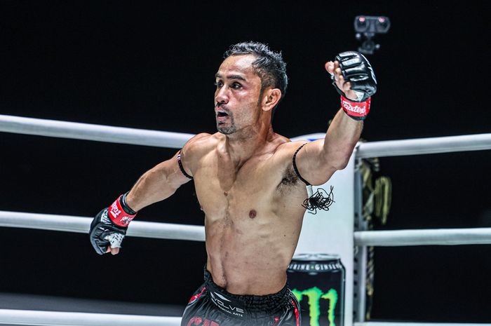 Jagoan veteran ONE Championship, Sam-A Gaiyanghadao, akan bertarung menghadapi Zhang Peimian di ONE 169 pada 9 November 2024 di Lumpinee Stadium, Bangkok, Thailand.