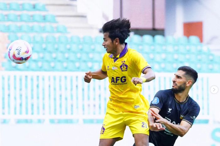 Suasana pertandingan Dewa United Vs Persik Kediri dalam laga pekan ke-8 Liga 1 2024/2025 yang berlangsung di Pakansari, Cibinong, Bogor, pada Kamis (17/10/2024).