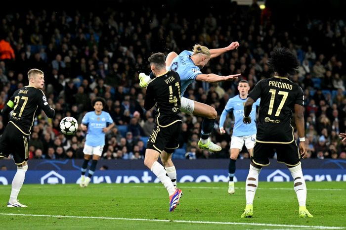 Momen gol tendangan kungfu Erling Haaland dalam laga Man City vs Sparta Praha pada lanjutan Liga Champions di Etihad Stadium (23/10/2024).