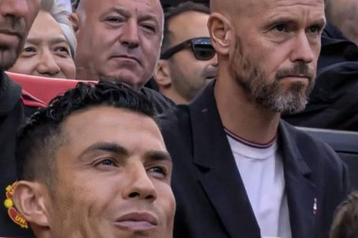 Banyak penggemar Cristiano Ronaldo yang bersuka cita atas pemecatan Erik ten Hag.