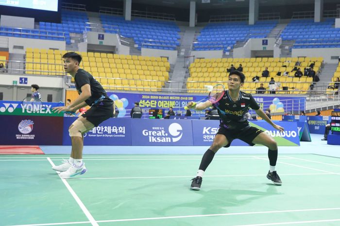 Pasangan ganda putra Indonesia, Muhammad Shohibul Fikri/Daniel Marthin, pada babak kedua Korea Masters 2024 di Iksan Gymnasium,  Iksan, Korea Selatan, Kamis (7/11/2024).