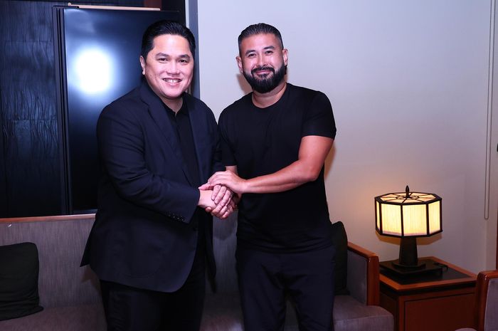 Pertemuan Ketua PSSI, Erick Thohir dengan Putra Mahkota Johor sekaligus pemilik Johor Darul Takzim, Mayor Jenderal Tunku Ismail Idris Ibni Sultan Ibrahim