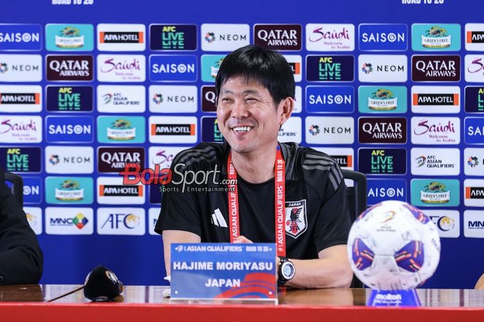 Pelatih Jepang Hajime Moriyasu dalam sesi jumpa pers lawan timnas Indonesia