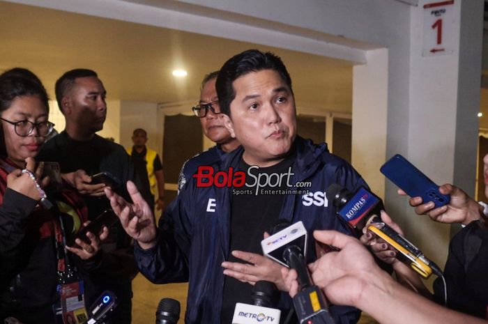 Ketua Umum PSSI, Erick Thohir, memberikan tanggapa soal pelatih timnas wanita Indonesia Satoru Mochizuki yang nanyi Indonesia Raya.