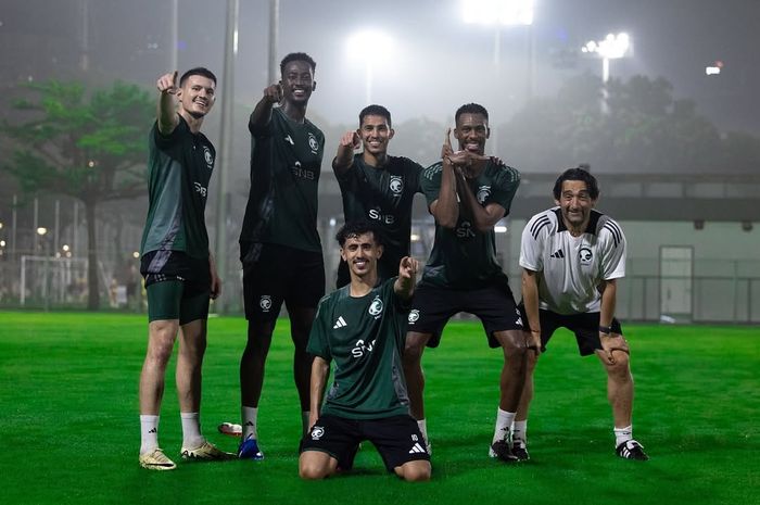 Timnas Arab Saudi menjalani latihan di Jakarta jelang melawan timnas Indonesia, Sabtu (16/11/2024).