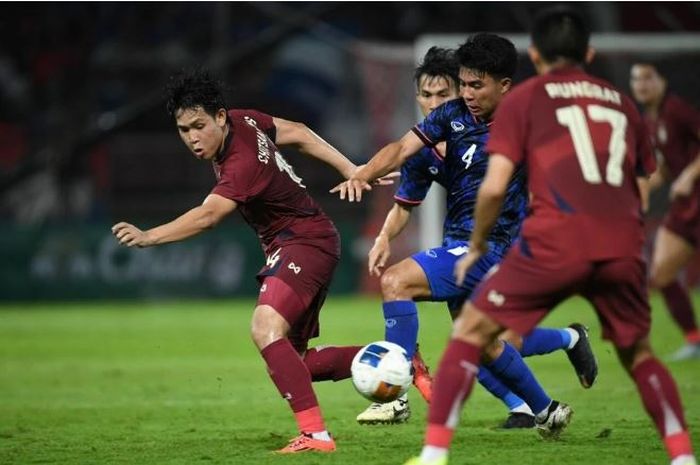 Suasana pertandingan Timnas Thailand versus Timnas Laos di laga uji coba FIFA Matchday.