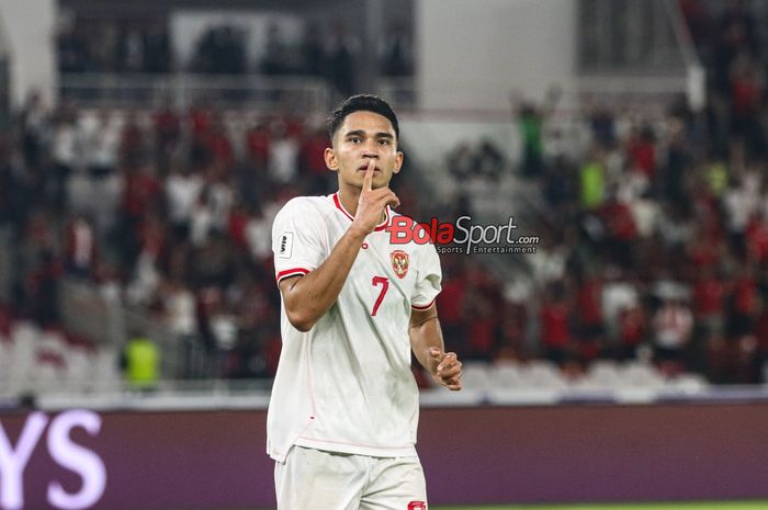 Marselino Ferdinan sedang melakukan selebrasi seusai mencetak gol dalam laga babak penyisihan grup C Kualifikasi Piala Dunia 2026 zona Asia antara timnas Indonesia versus timnas Arab Saudi di Stadion Utama Gelora Bung Karno, Senayan, Jakarta, Selasa (19/11/2024)