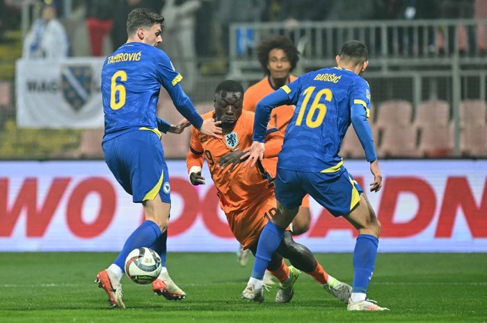 Belanda ditahan oleh Bosnia-Herzegovina di UEFA Nations League 2024-2025, sementara monster ciptaan Ruben Amorim menggila dengan cetak 4 gol.