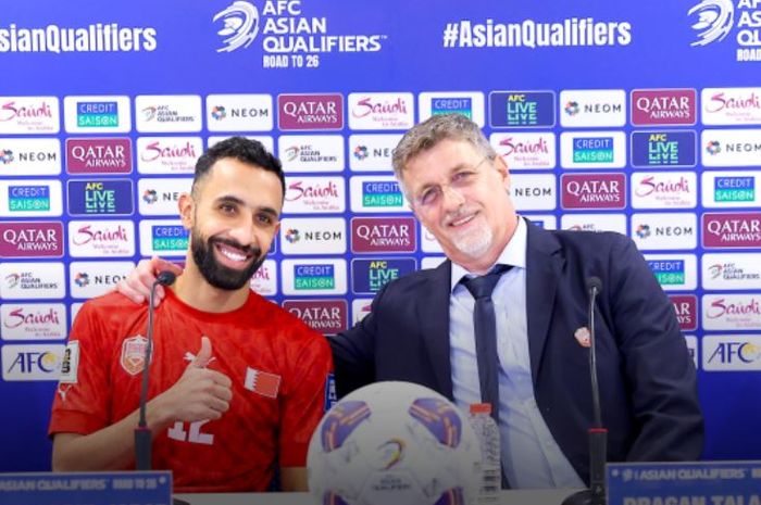 Pelatih Timnas Bahrain, Dragan Talajic (kanan), saat konferensi pers di ajang Kualifikasi Piala Dunia 2026.