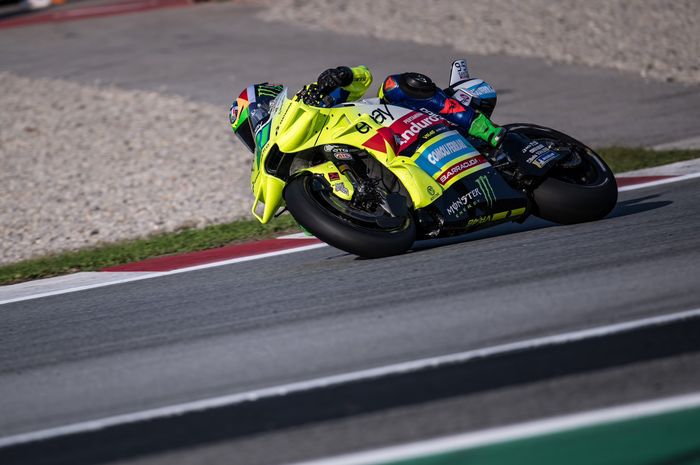 Pembalap Pertamina Enduro VR46, Franco Morbidelli, saat tes MotoGP Barcelona 2024 di Circuit de Barcelona-Catalunya, 19 November 2024.