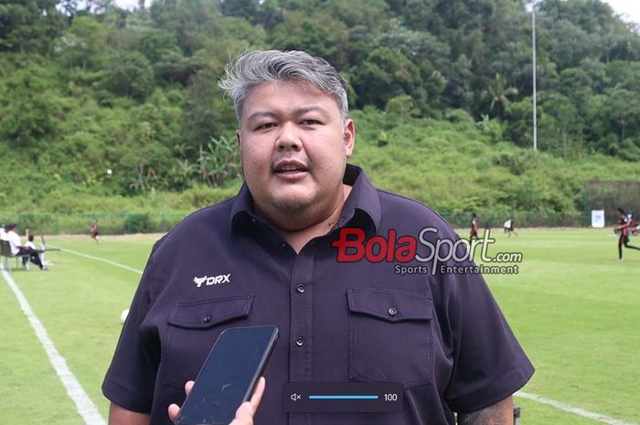 Chief Executive Officer (CEO) Dewa United FC, Ardian Satya Negara, saat ditemui di Lapangan JSI Resort, Megamendung, Bogor, Jawa Barat, 1 Desember 2024.