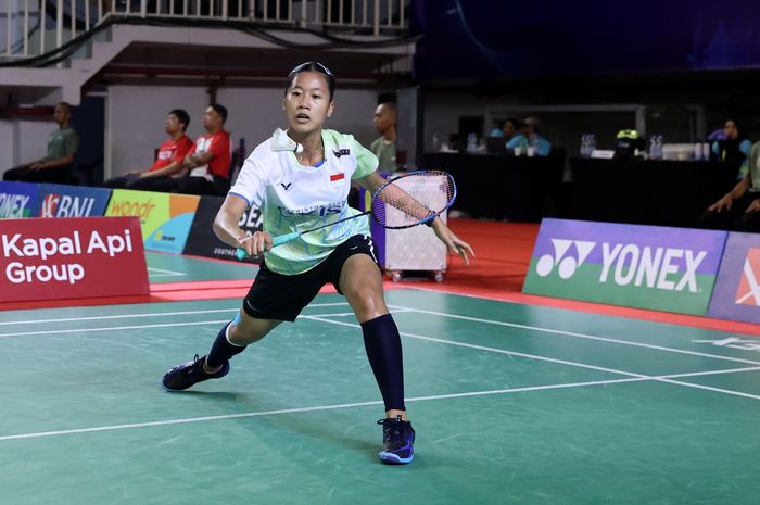 Pebulu tangkis tunggal putri, Putri Kusuma Wardani, pada semifinal Kejurnas PBSI 2024 di GOR UNJ, Rawamangun, Jakarta, Sabtu (7/12/2024).