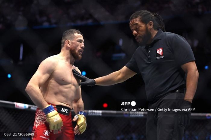 Ancaman besar dilempar calon lawan sepupu Khabib Nurmagomedov, Umar Nurmagomedov di UFC 311, Merab Dvalishvili.
