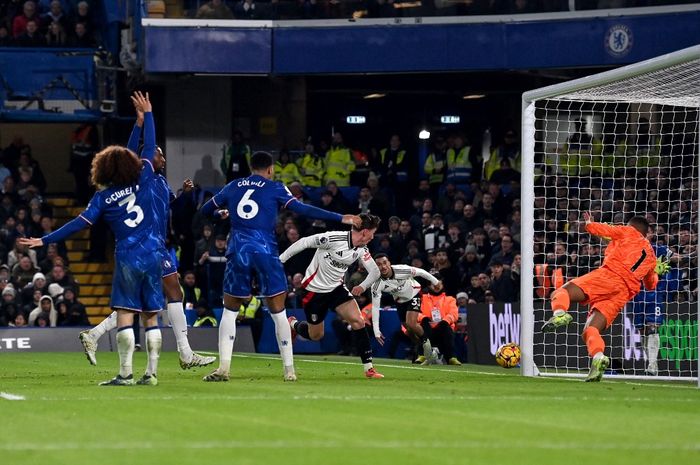 Harry Wilson cetak gol Fulham ke gawang Chelsea yang menjadikan gol ala Lionel Messi dari Cole Palmer sia-sia dalam laga Liga Inggris di Stamford Bridge (26/12/2024).