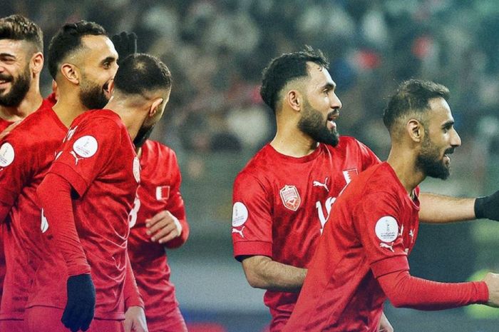 Para pemain Timnas Bahrain merayakan gol ke gawang Timnas Irak di Piala Teluk 2024.