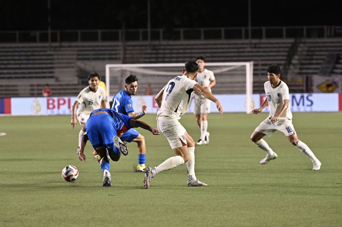 Timnas Filipina berhasil meraih kemenangan 2-1 saat menjamu Thailand di semifinal leg pertama ASEAN Cup 2024.