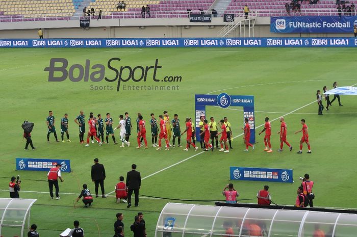 PSS Sleman Vs Persebaya di Liga 1 di Stadion Manahan, Solo, Sabtu (11/1/2025).