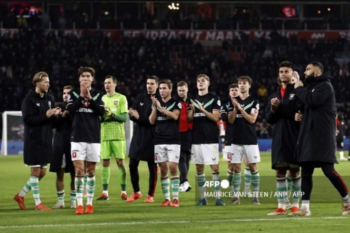 Klubnya Mees Hilgers, FC Twente, gugur di tangan Go Ahead Eagles pada babak 16 besar Piala Belanda dengan salah satu pencetak golnya adalah pemain yang gagal dinaturalisasi timnas Malaysia, Mats Deijl.