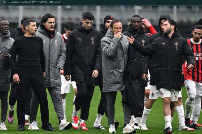 Setelah ribut dengan Sergio Conceicao karena menonton konser, Davide Calabria memutuskan untuk meninggalkan AC Milan.