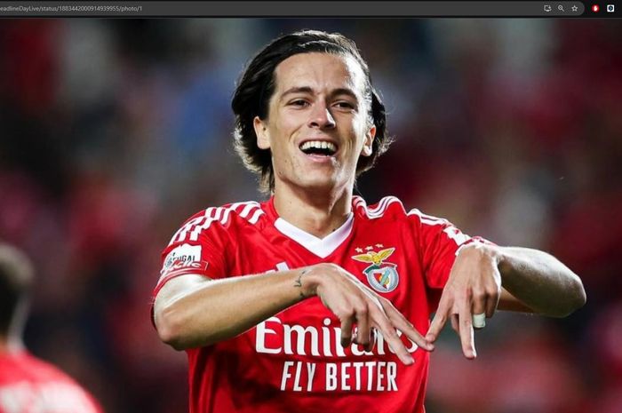 Real Madrid hampir merampungkan transfer Alvaro Carreras dari Benfica dan tinggal menunggu restu Manchester United.