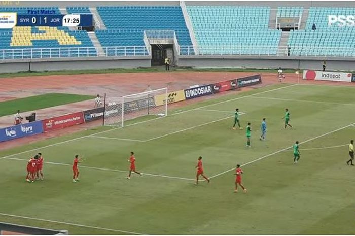 Suriah Vs Yordania dalam laga ketiga turnamen ujicoba Mandiri U-20 Challenge Series di Stadion Gelora Delta Sidoarjo, Kamis (30/1/2025).