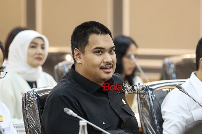 Menteri Pemuda dan Olahraga Republik Indonesia, Dito Ariotedjo, saat hadir di Gedumg DPR RI, Senayan, Jakarta, Senin (3/2/2025).