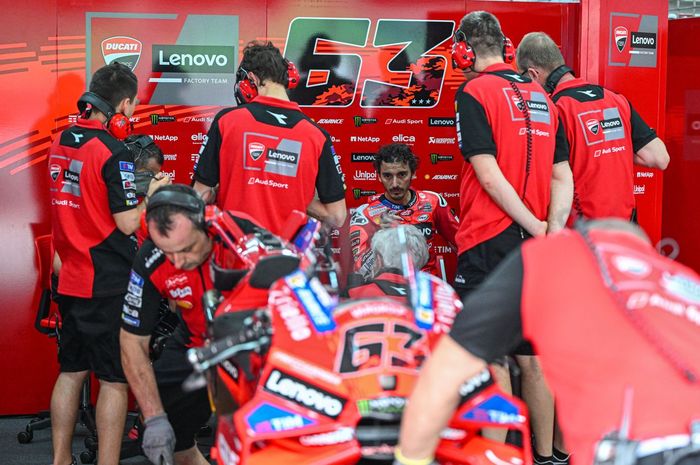 Pembalap Ducati Lenovo, Francesco Bagnaia melihat peluang munculnya pemandangan berbeda pada peta persaingan MotoGP 2025.