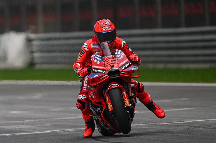 Marc Marquez membahas perbedaan cara kerja di tim Gresini Racing dan Lenovo Ducati.