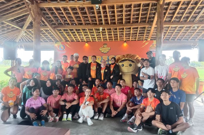 Para pelari yang akan meramaikan event Gembul Run 2025 di Rumah Makan kawasan Mertoyudan, Kab.Magelang, Minggu (9/2/2025)