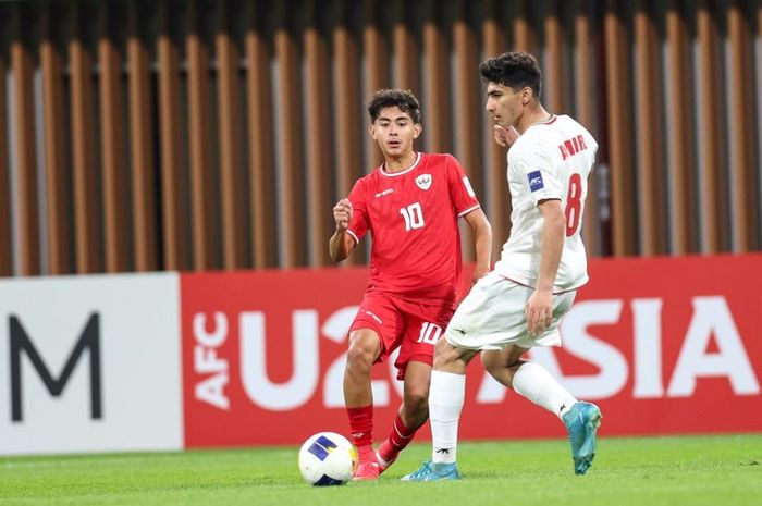 Timnas U-20 Indonesia menelan kekalahan 0-3 dari Iran di laga perdana Grup C Piala Asia U-20 2025.