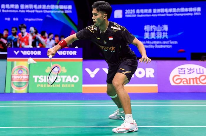 Yohanes Saut Marcellyno sempat mengungguli tunggal putra Malaysia, Indonesia lolos ke perempat final Kejuaraan Beregu Campuran Asia 2025 sebagai Juara Grup B.