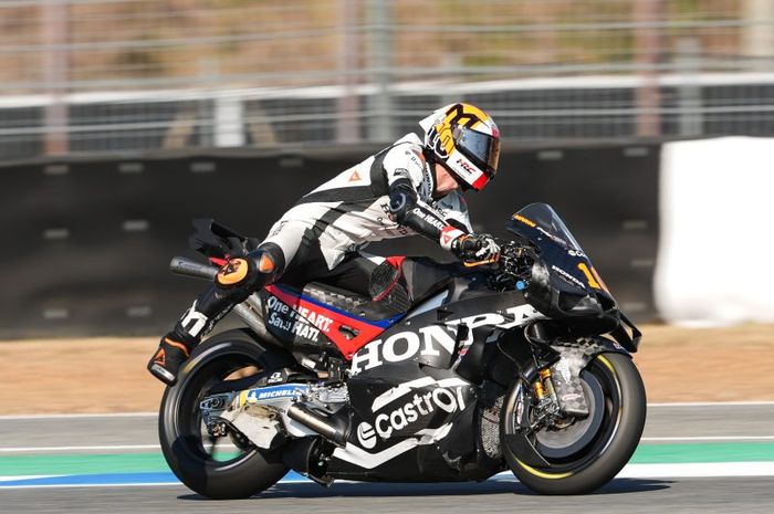 Adik Valentino Rossi, Luca Marini merasa Honda sudah kantongi kunci untuk semakin solid di MotoGP 2025.