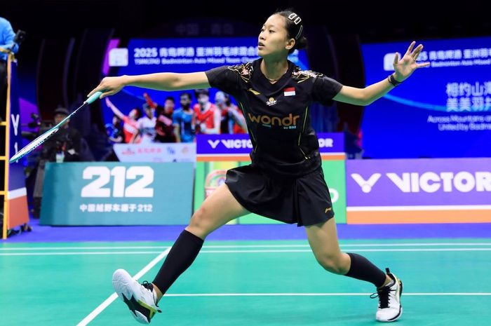 Putri Kusuma Wardani memutus catatan tak pernah menang dari Busanan Ongbamrungphan untuk membawa Indonesia berbalik unggul pada semifinal Kejuaraan Beregu Campuran Asia 2025.