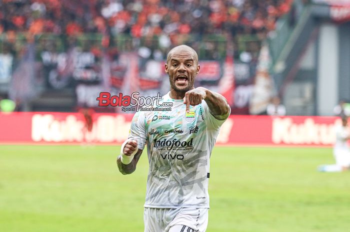 David Da Silva melakukan selebrasi seusai mencetak gol dalam laga pekan ke-23 Liga 1 2024 antara Persija Jakarta versus Persib Bandung di Stadion Patriot Candrabhaga, Bekasi, Jawa Barat, Minggu (16/2/2025).