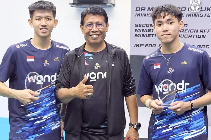 Herry IP dipusingkan mental lemah ganda putra Malaysia saat ganda putra Indonesia, Nikolaus Joaquin/Raymond Indra juara di Sri Lanka International Challenge 2025.&nbsp;