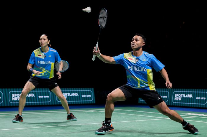 Aksi ganda campuran Indonesia, Rehan Naufal Kusharjanto/Gloria Emanuelle Widjaja membalas kekalahan dari unggulan Denmark di All England Open 2025.