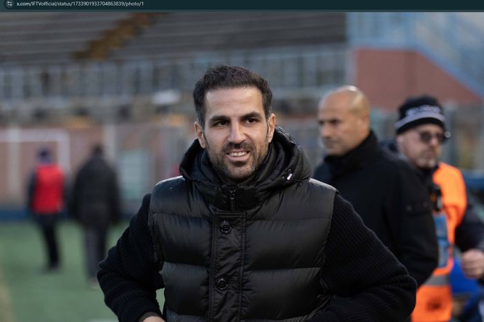 Pelatih Como 1907, Cesc Fabregas, dikabarkan masuk radar pelatih baru AS Roma.