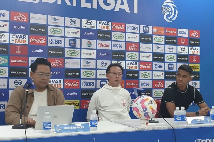 Suasana konferensi pers Persis Solo vs Bali United di Stadion Manahan, Solo, Rabu (5/3/2025) malam WIB